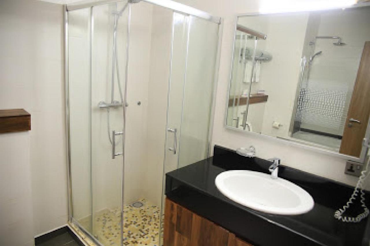Room In Lodge - Best Western Plus-איבאדן מראה חיצוני תמונה